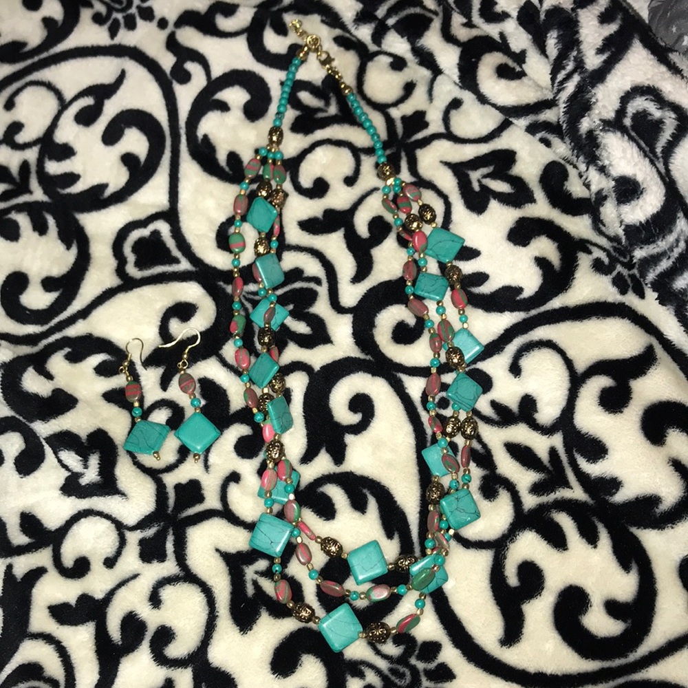 Necklace & Earring Set
